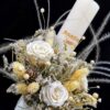 Lumanare botez Uca150 – H40, diametrul 4,5cm, parfumata si personalizata manual, pictura auriu, trandafiri criogenat ivory M, flori uscate si accesorii asortate cromatic