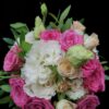 Buchet nasa mini Uca150 – trandafiri, lisianthus, miniroze, mix green