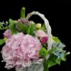Aranjament floral Uca250 - cos nuiele alb, trandafiri,miniroze, hydrangea, ornitoghalum, oxypetallum, mix green